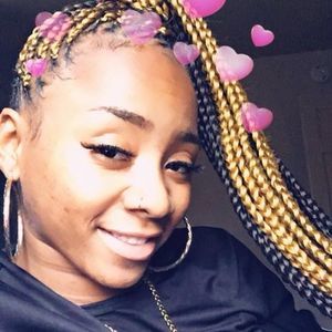 Meet your Posher, Tanisha